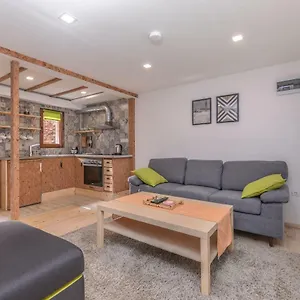 https://new-serdika-apartment.sofiahotelsbg.com